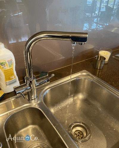 Chrome 3 Way Mixer Side Lever with LED Filter Change Reminder - Image 2